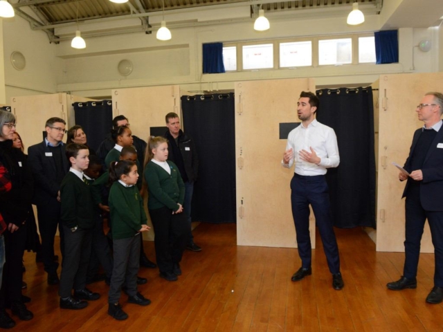 Lewisham Mayor Damien Egan, 999 Club CEO Tim Fallon and children from Rathfern School attend the pod launch.